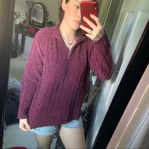 Very nice purple quarter zip sweater 💜💗